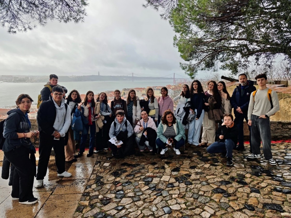 carousel2025MovGrupo4_3